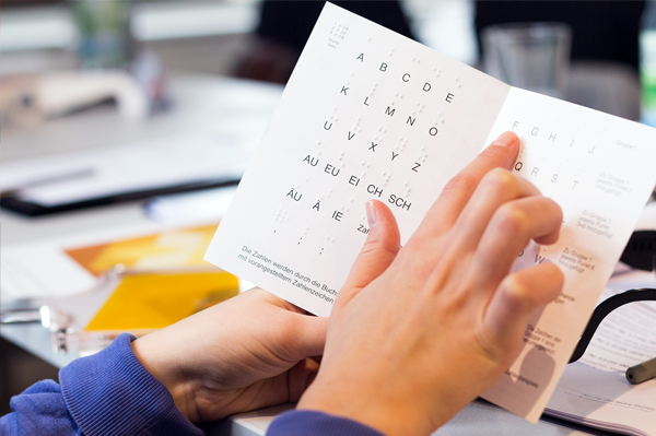 Factus 2 Blindenschrift